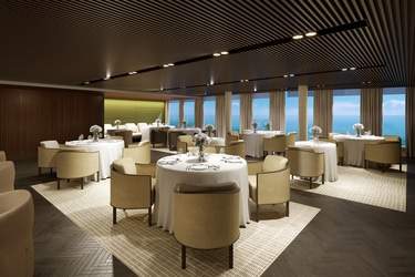 NCL Norwegian Prima The Haven Restaurant IL RE0.jpg